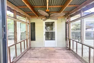 112 S Fitzwilliams Ln, Bastrop, TX 78602 - Photo 12
