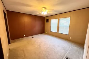 112 S Fitzwilliams Ln, Bastrop, TX 78602 - Photo 8