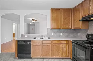 610 Sherry Dr, Leander, TX 78641 - Photo 12