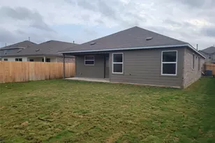 623 Waterway Ave, Hutto, TX 78634 - Photo 24