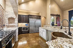 201 Eagle Valley Ln, Liberty Hill, TX 78642 - Photo 14