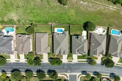 600 Rosedale Boulevard, Georgetown, TX 78628 - Photo 32