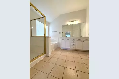 107 Desert Highlands Trail, Round Rock, TX 78665 - Photo 24