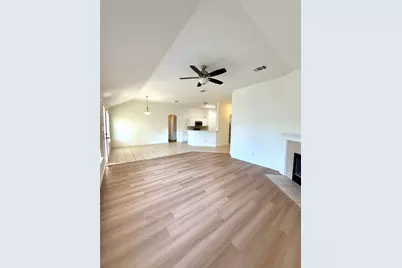 107 Desert Highlands Trail, Round Rock, TX 78665 - Photo 14