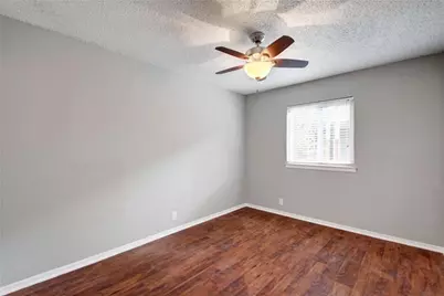 2401 Manor Road #127, Austin, TX 78722 - Photo 10