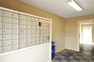 2401 Manor Rd, Austin, TX 78722 - Photo 12