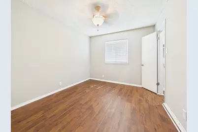2401 Manor Road #127, Austin, TX 78722 - Photo 4