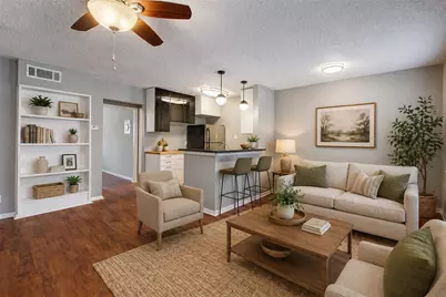 2401 Manor Road #127, Austin, TX 78722 - Photo 2