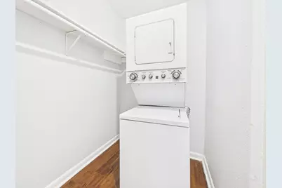2401 Manor Road #127, Austin, TX 78722 - Photo 6