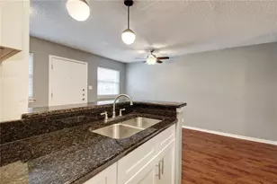2401 Manor Rd, Austin, TX 78722 - Photo 4