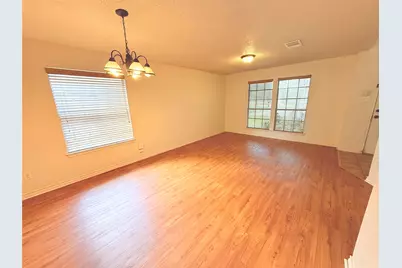 2009 Mimosa Cove, Round Rock, TX 78664 - Photo 2