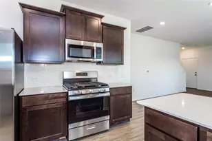 7305 Spotted Leaf Wy, Del Valle, TX 78617 - Photo 8