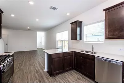 7305 Spotted Leaf Way, Del Valle, TX 78617 - Photo 6
