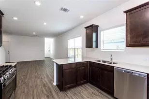 7305 Spotted Leaf Wy, Del Valle, TX 78617 - Photo 6