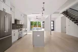 2609 Davis Ln, Austin, TX 78745 - Photo 6