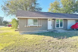 4748 Suburban Dr, Austin, TX 78745 - Photo 2