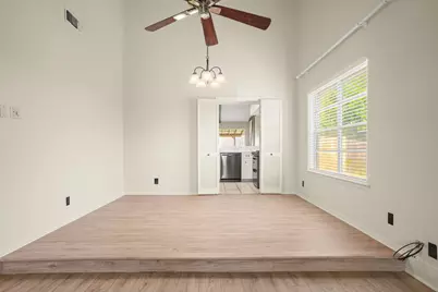 7302 Sevilla Drive, Austin, TX 78752 - Photo 8