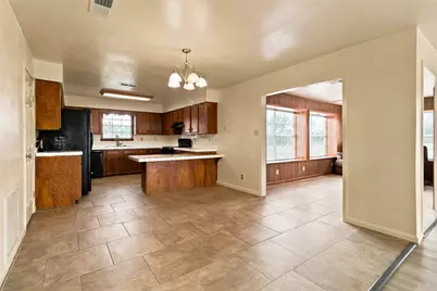 1871 Bridle Path Road, Luling, TX 78648 - Photo 10