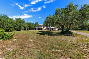 9 Wildflower Trail, Round Rock, TX 78664 - Photo 28