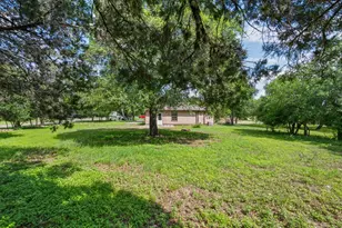 1500 Clyde St, San Marcos, TX 78666 - Photo 32