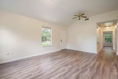 1500 Clyde Street, San Marcos, TX 78666 - Photo 4