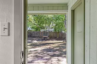 401 W Elizabeth St, Austin, TX 78704 - Photo 24