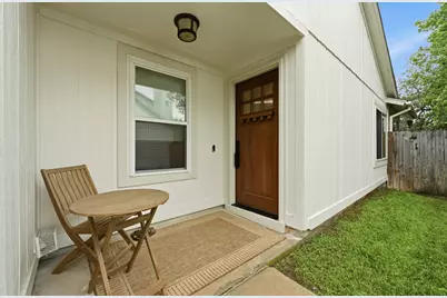 8108 Treehouse Lane, Austin, TX 78749 - Photo 4
