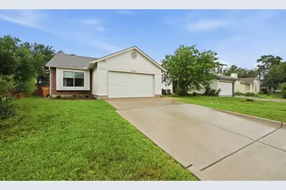 8108 Treehouse Lane, Austin, TX 78749 - Photo 2