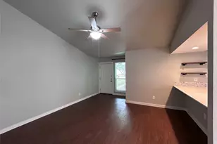 1900 Gracy Farms Ln, Austin, TX 78758 - Photo 2