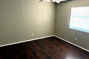 210 N Vanderveer St, Burnet, TX 78611 - Photo 6