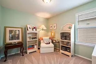 7805 House Finch Dr, Austin, TX 78744 - Photo 10