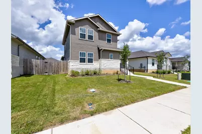 10205 Mager Lane, Hutto, TX 78634 - Photo 4