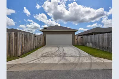 10205 Mager Lane, Hutto, TX 78634 - Photo 32