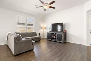 701 Bridle Creek Dr, Georgetown, TX 78626 - Photo 8