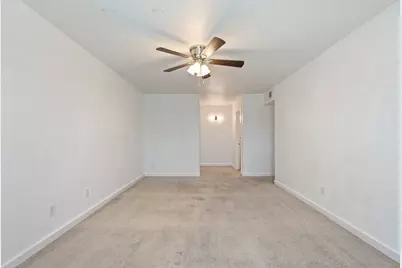 300 E Croslin Street #106, Austin, TX 78752 - Photo 20
