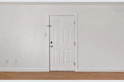 300 E Croslin Street #106, Austin, TX 78752 - Photo 14