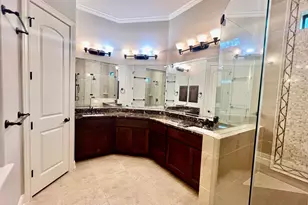 2210 University Club Dr Dr, Austin, TX 78732 - Photo 20