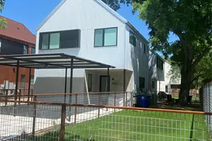 913 Tillery St, Austin, TX 78702 - Photo 24