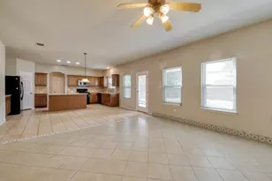 11021 Silo Valley Dr, Austin, TX 78754 - Photo 8