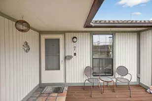 104 S Big Spur, Horseshoe Bay, TX 78657 - Photo 2