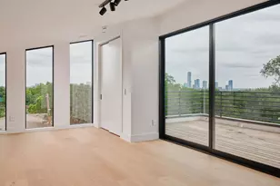 2013 Holland Ave, Austin, TX 78704 - Photo 24