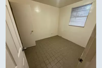 2921 E 12th Street #E, Austin, TX 78702 - Photo 4