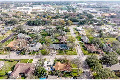 803 Peach Street, Seguin, TX 78155 - Photo 38