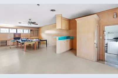 803 Peach Street, Seguin, TX 78155 - Photo 10