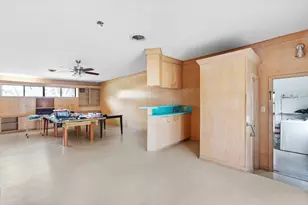 803 Peach St, Seguin, TX 78155 - Photo 10