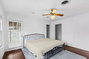 803 Peach St, Seguin, TX 78155 - Photo 16