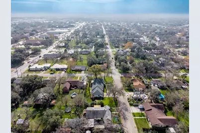 803 Peach Street, Seguin, TX 78155 - Photo 40