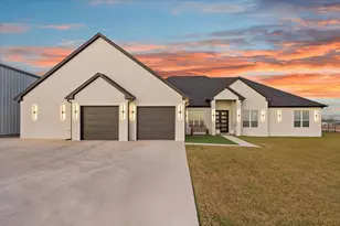10940 Wedel Cemetery Rd, Rogers, TX 76569 - Photo 2
