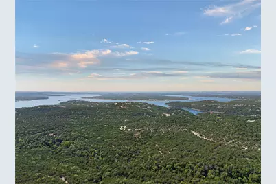 8132 Breeze Way, Jonestown, TX 78645 - Photo 4