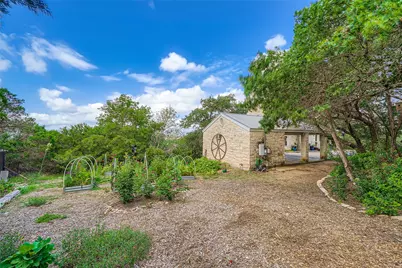 8132 Breeze Way, Jonestown, TX 78645 - Photo 20